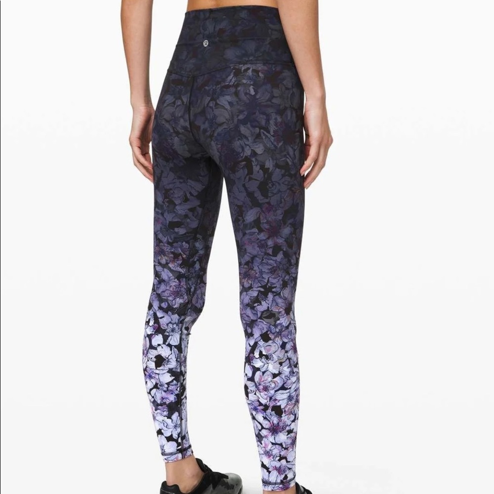 Nightfull Blossom Align Leggings 28”